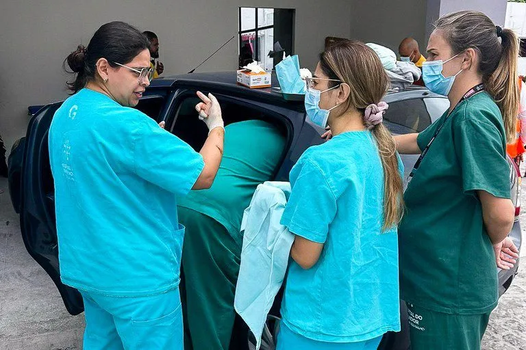 Bebê nasce dentro de carro de transporte por aplicativo durante parto raro em João Pessoa