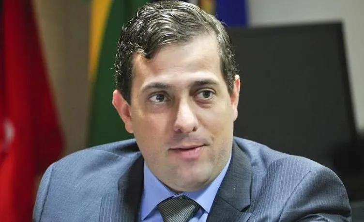 Gervásio quer Jhony Bezerra como deputado federal, João Azevêdo no Senado e o PSB disputando o governo do Estado em 2026