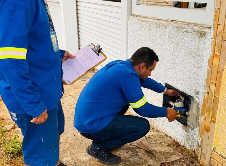 Cagepa fiscaliza furto de água em bairros do litoral de João Pessoa e Cabedelo