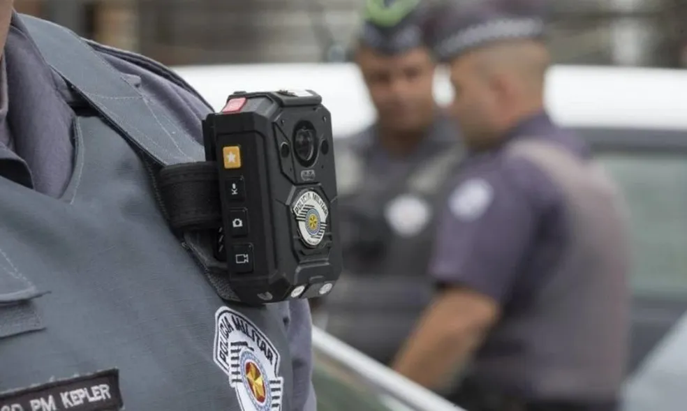 João Azevêdo anuncia que Policiais Militares vão usar câmeras corporais em breve